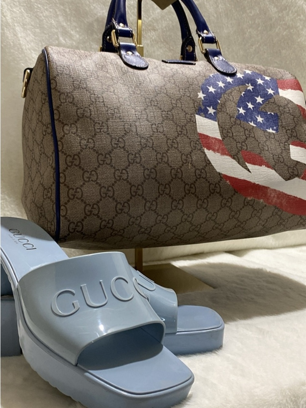 RARE AUTHENTIC GUCCI American Flag Collection Blue leather Trim